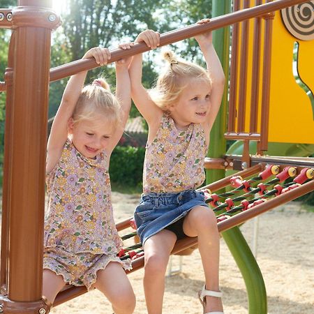 Camping RCN La Ferme du Latois Coëx Esterno foto