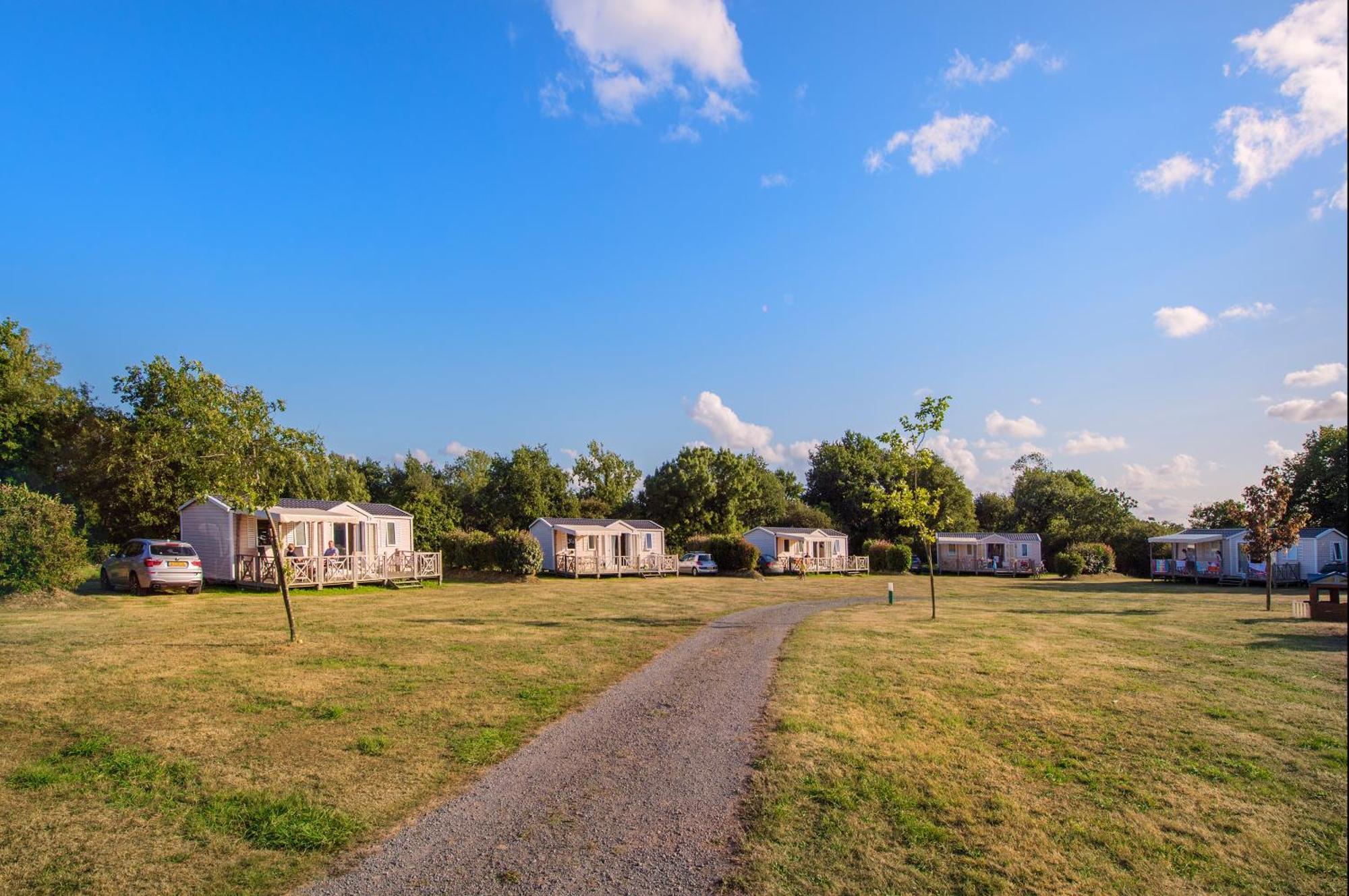 Camping RCN La Ferme du Latois Coëx Esterno foto